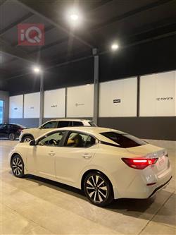 نيسان سنترا